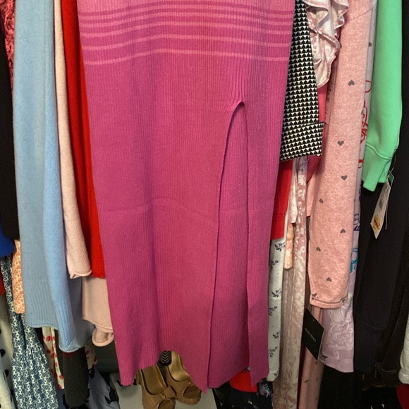 Adorable knitted Bodycon dress - Picture 3 of 3